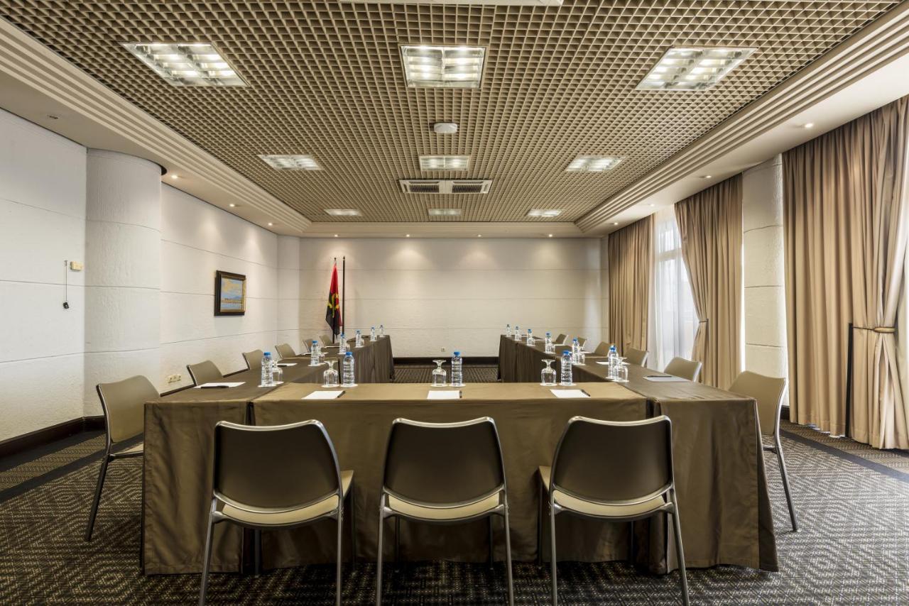 Hotel Alvalade Луанда Екстериор снимка